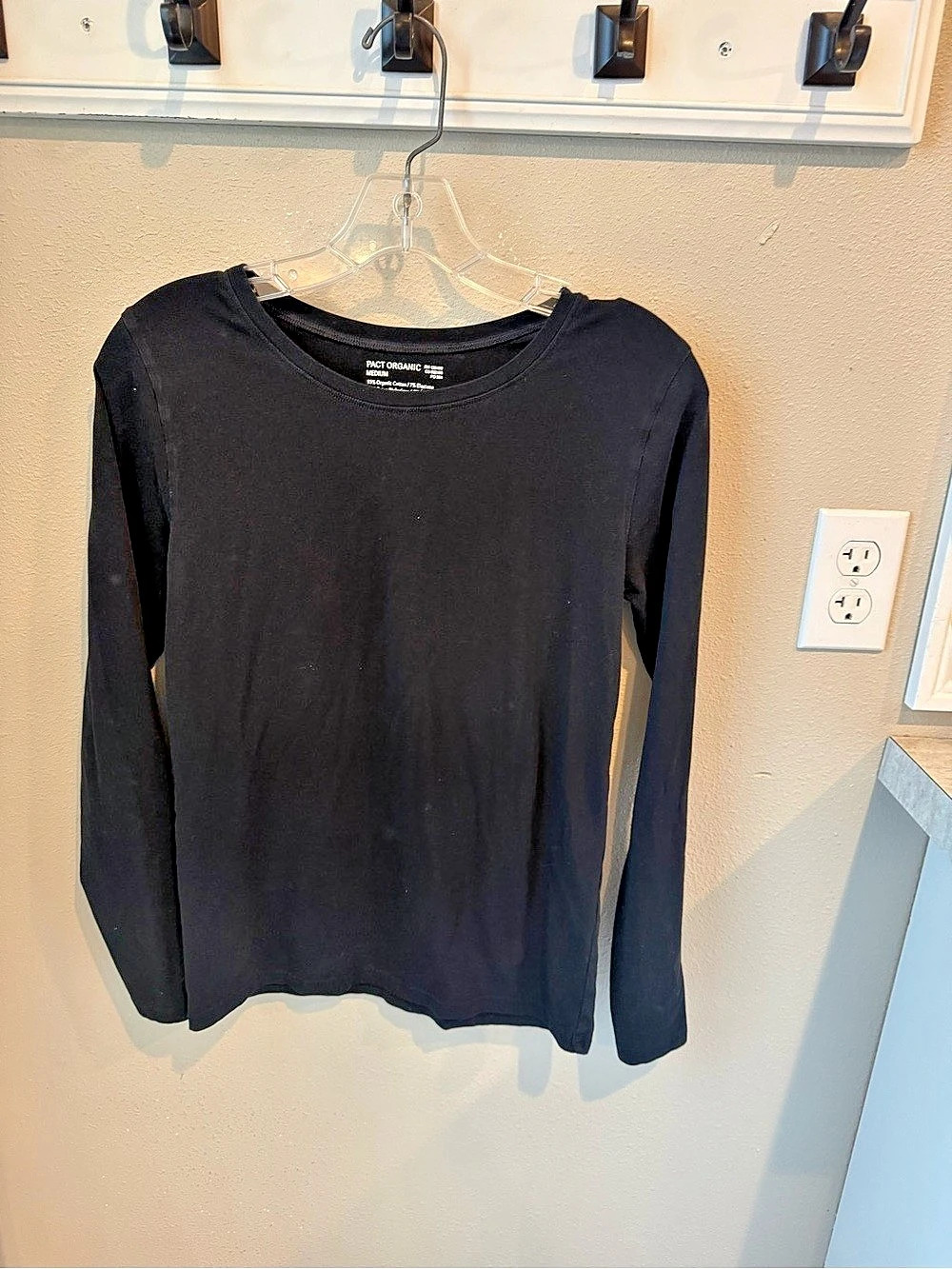 PACT Organic Cotton Stretch Fit Long Sleeve Tee Black Medium
